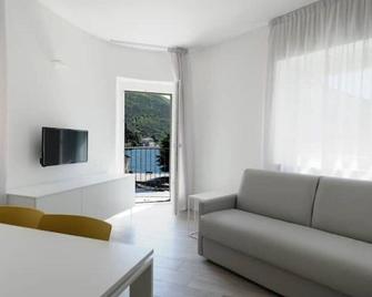 Bertamini Apartments - Nago–Torbole - Living room