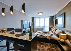 Luxury Apartments Ostrava - Ostrava - Living room