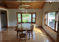 Wellsboro Rail Trail 1 - Wellsboro - Dining room