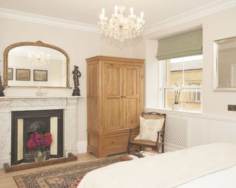 Victoria House - Cheltenham