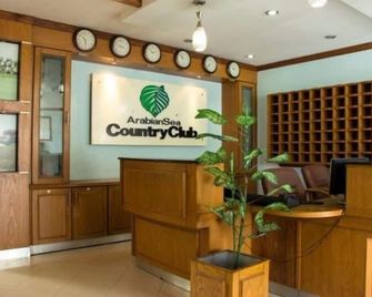 Arbian Sea Country Club - Karachi - Front desk