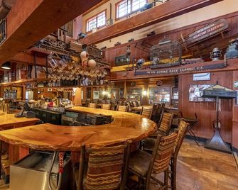 Woodstock Inn, Station and Brewery - North Woodstock - Bar