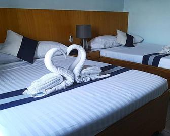 Regatta Residence Hotel - אילוילו סיטי - חדר שינה