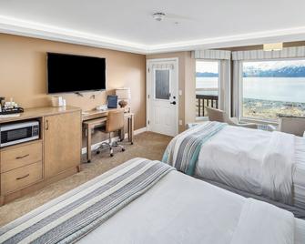 Land's End Resort - Homer - Bedroom