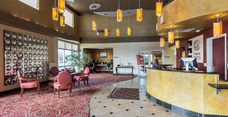 Comfort Suites Wichita - Wichita - Lobby