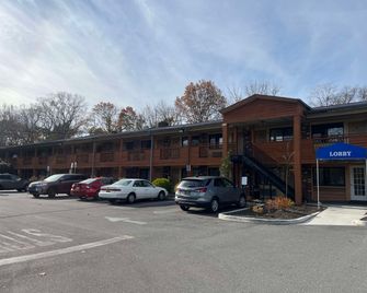 SureStay Plus by Best Western Woodbury Inn - Woodbury - Building