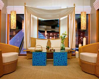 The Westin Sohna Resort & Spa - Gurugram - Front desk