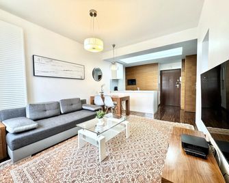 Platinum Towers Country 2 Country - Warschau - Huiskamer