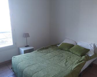 كوزي أبارت أوتل - لاسالاماندر - أفينيون - غرفة نوم