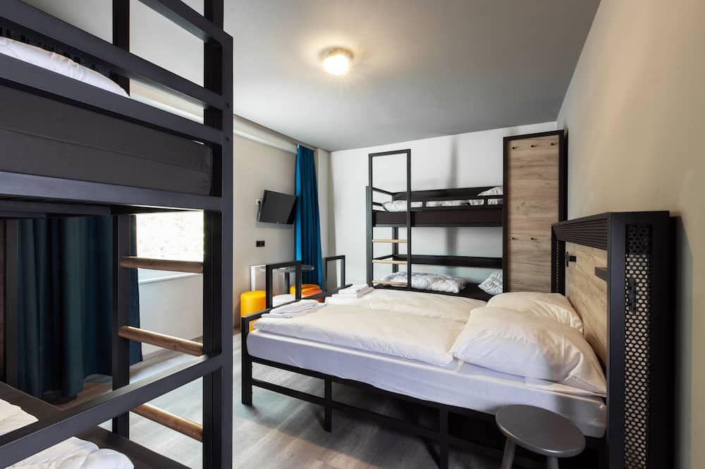 أيه آند أوه برلين هاوبتبانهوف - برلين - غرفة نوم