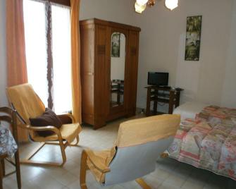 Studio n°3, agréable et bien situé - Amélie-les-Bains-Palalda - Living room
