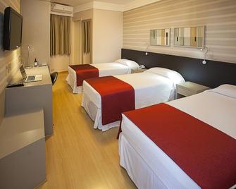 Max Plaza Hotel - Marília - Habitación