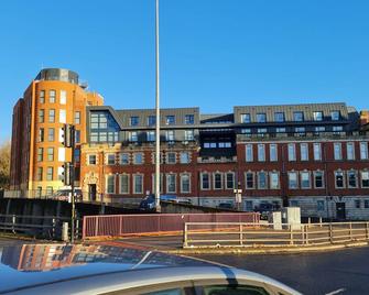 Kest Luxury Apartment - Leeds - Building