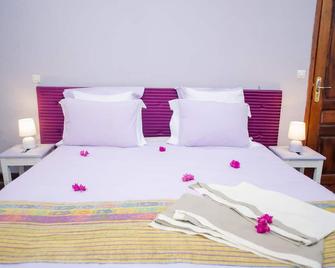 Maison Lovasoa - Antananarivo - Bedroom