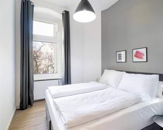 4-Bedrooms Apartment (130sqm) with a comfy balcony(6) - Berlín - Habitació