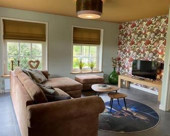 Holiday Home Wiringherlant-11 by Interhome - Hippolytushoef - Living room