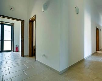 Agriturismo Podere San Giorgio - Otranto - Hallway