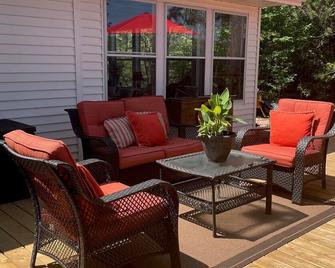 Lake House Barry's Bay - Barry's Bay - Patio