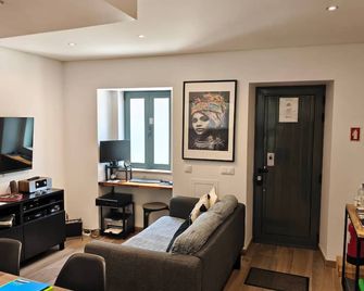 The Old Town House by Freetimealgarve - Faro - Wohnzimmer