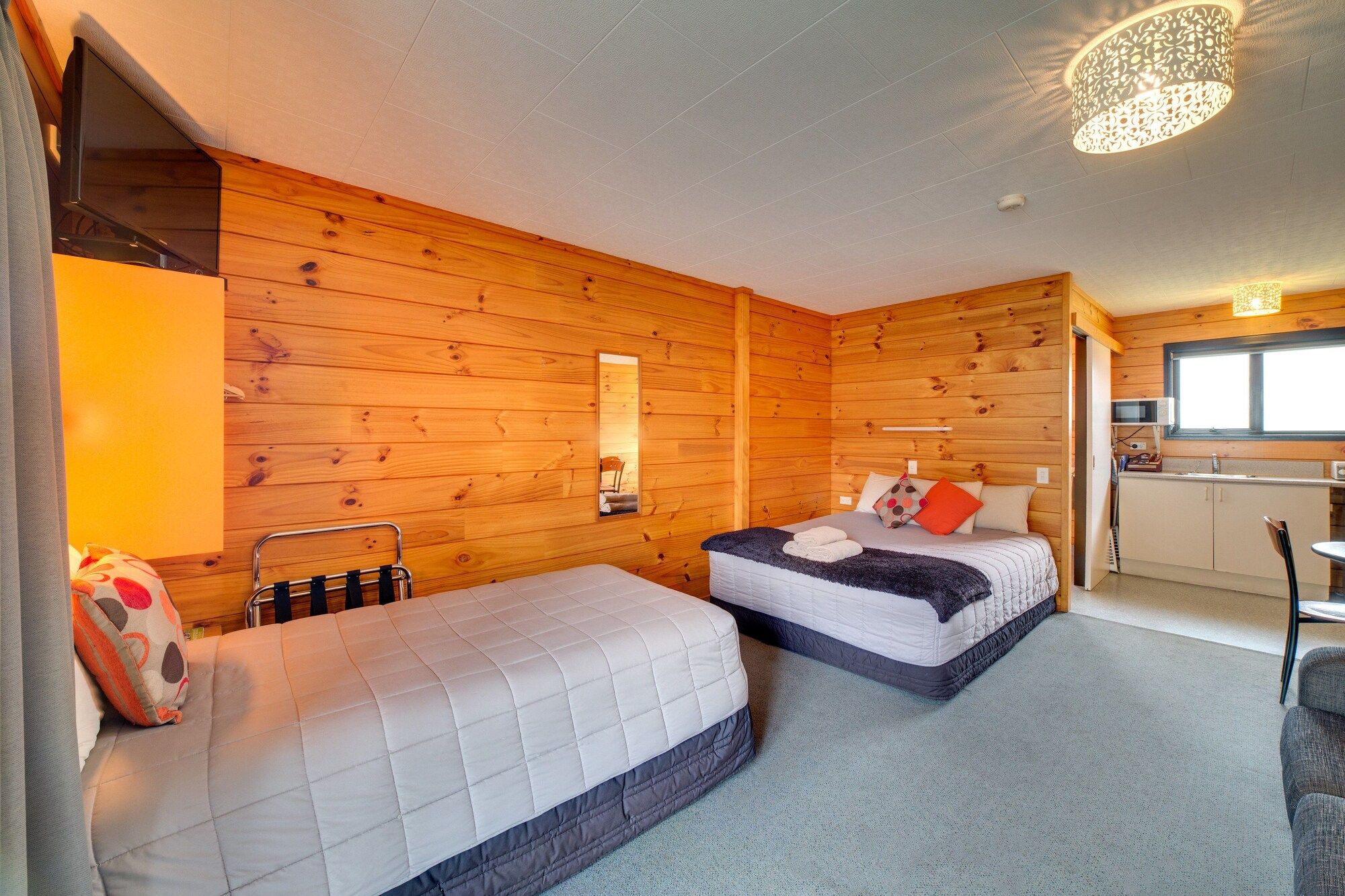 Wellington Top 10 Holiday Park - Wellington - Bedroom