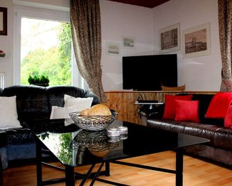 For nature lovers - Birresborn - Sala de estar