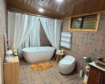 Serene 2-bedroom house in La Cima De Dota, a perfectly quiet stay. - Tres de Junio
