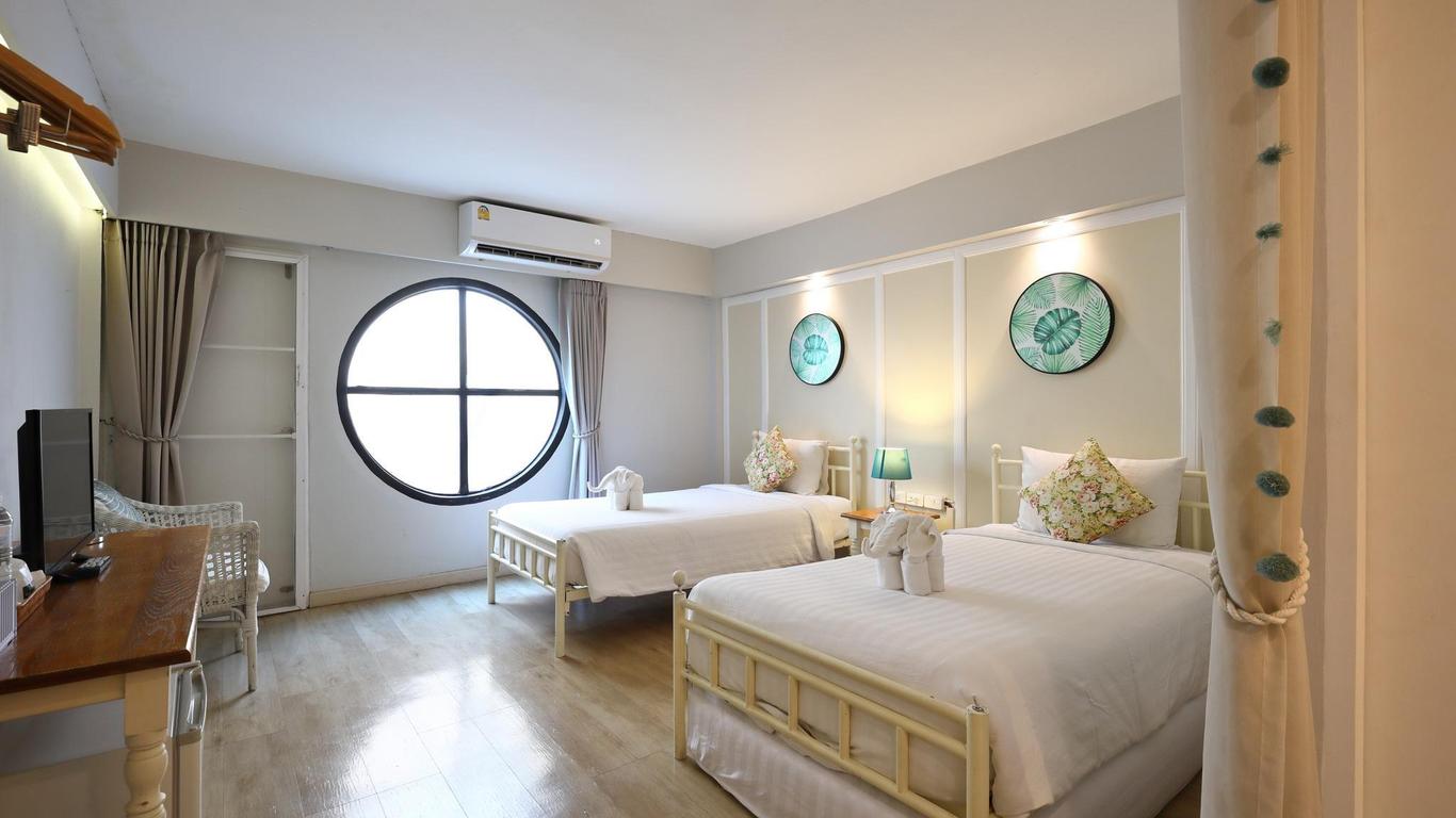Poshtel Haven