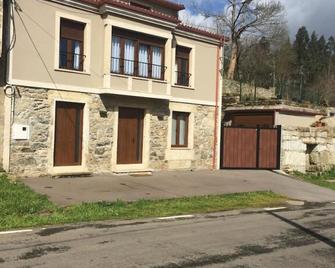 Casa Victoriano - Melide