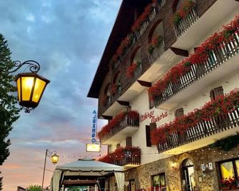 Aurora - Castione della Presolana - Building