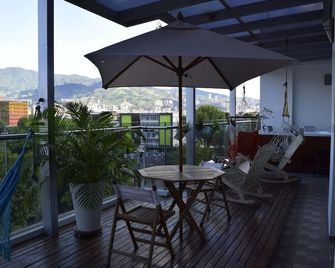 Hotel Sixtina Plaza Medellin - Itagüí - Balcony