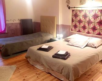 Chez Celine En Campagne - Launois-sur-Vence - Habitación