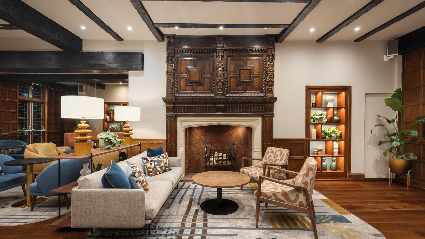 voco Letchworth Hall by IHG