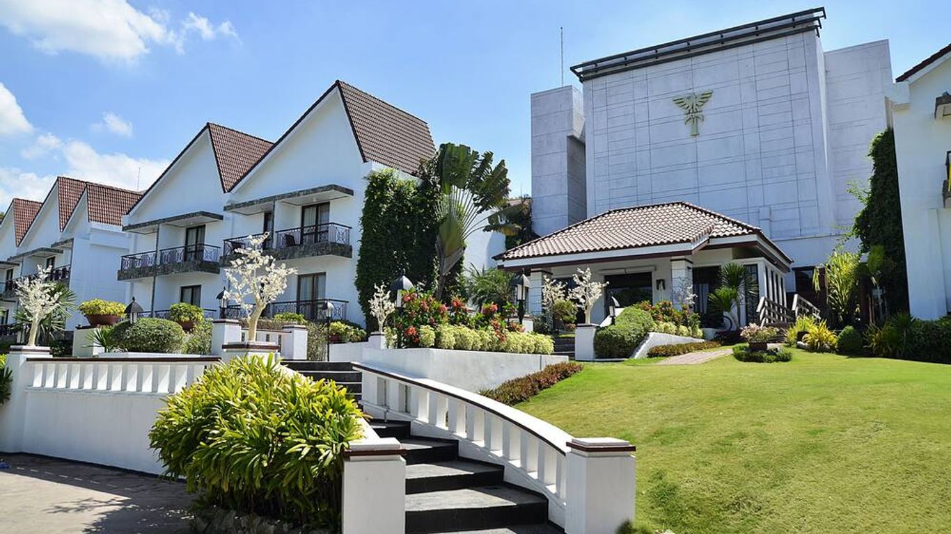 Thunderbird Resorts - Rizal