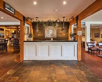 3 Pines Lodge - Huntsville - Recepción