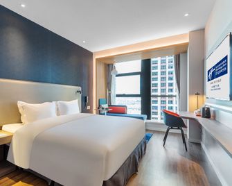 Holiday Inn Express Dali Xiaguan By IHG - Dali - Yatak Odası