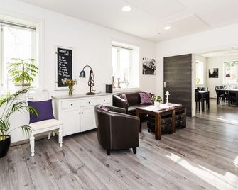 Verkshotellet Jørpeland - Jørpeland - Living room