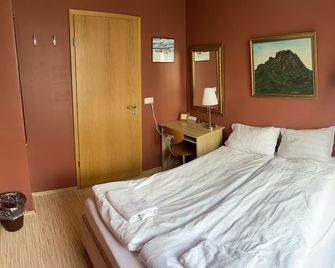 Mánagisting Guesthouse - Isafjordur - Schlafzimmer