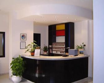 Hotel Sole - Chianciano Terme - Resepsionis