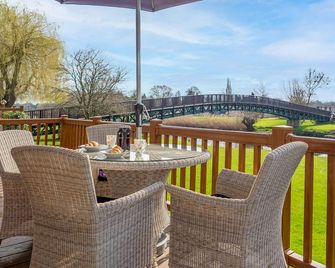 Kingfisher Lodge in Stratford upon Avon - Stratford-upon-Avon - Balcony