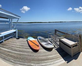 Oceanfront Paradise w new 365' Dock Huge Tiki and Firepit. Dogs OK - Big Pine Key - Spiaggia