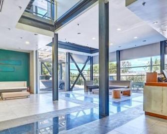 سرفوتل - بورت أوبرينس - ردهة