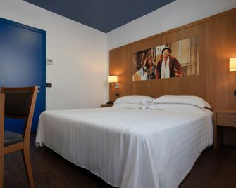 Residenze Romeo E Giulietta - Parma - Schlafzimmer