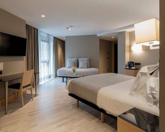Hotel Plaza Coruña - La Coruña