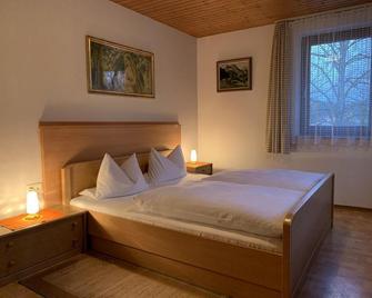 Hotel Restaurant Hohe Tanne - Neustadt am Rennsteig - Schlafzimmer