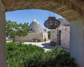 Estate Odegitria - Trulli Il Pagliaio - Martina Franca - Outdoor view