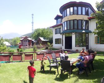 Shabnam Resort - Pahalgam - Hall d’entrée