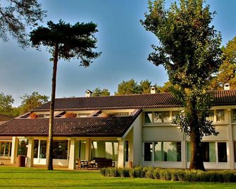 Golf Hotel La Pinetina - Appiano Gentile - Edifício