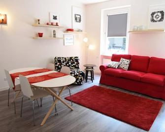 Le Rondinelle - Como - Wohnzimmer