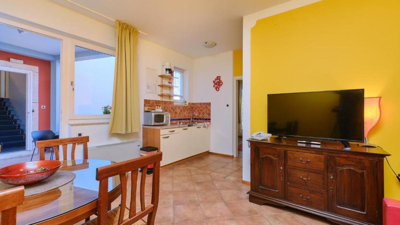 Mare Mare Suites