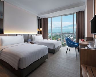 Aston Purwokerto Hotel & Conference Center - Purwokerto - Спальня